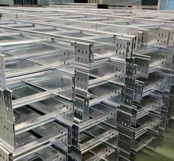 镀锌梯式电缆桥架可定尺切割